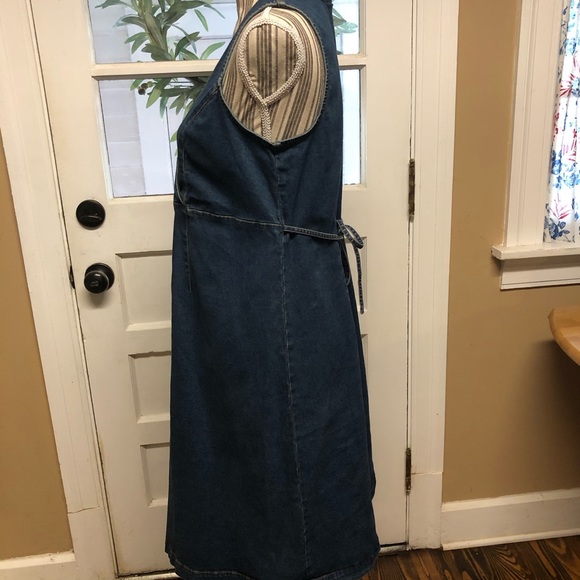 Take Nine denim crossover bodice maternity dress - Picture 3 of 5